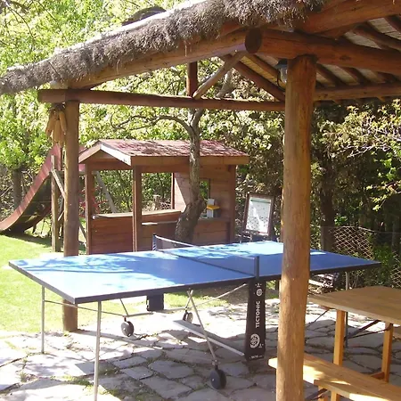 Mit Grill, Gemeinsamem Pool Und Garten شقة *